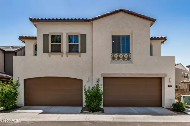 MLS: 6867247 Condo For Sale