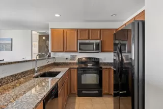 Photo #1: 6867335 Listing