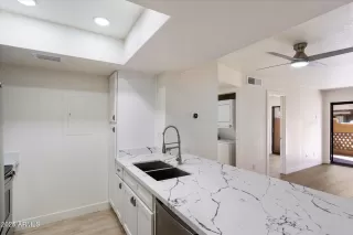 Photo #1: 6867488 Listing