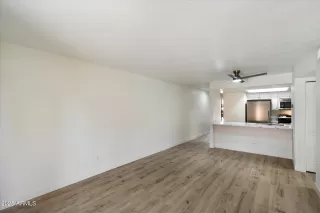 Photo #6: 6867488 Listing