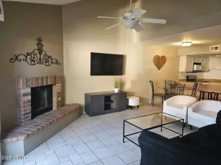 Photo #3: 6867625 Listing