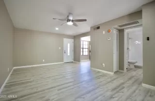 Photo #6: 6867911 Listing 