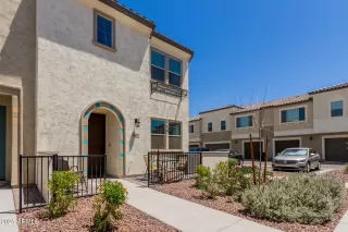 Photo #3: 6867927 Listing 