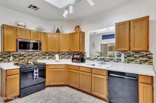 Photo #4: 6868214 Listing 