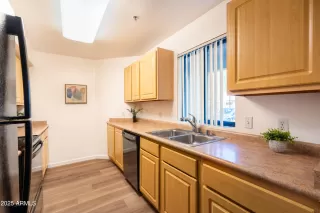 Photo #6: 6869145 Listing 