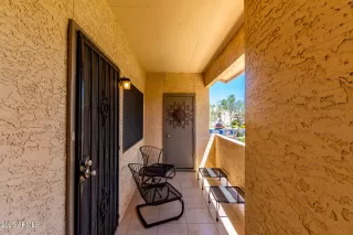 Photo #3: 6869485 Listing