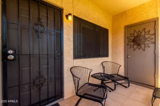 Photo #4: 6869485 Listing