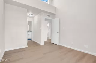 Photo #3: 6869513 Listing