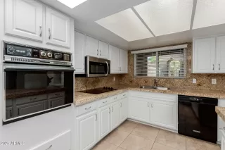 Photo #3: 6869534 Listing 