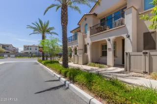 Photo #1: 6869601 Listing