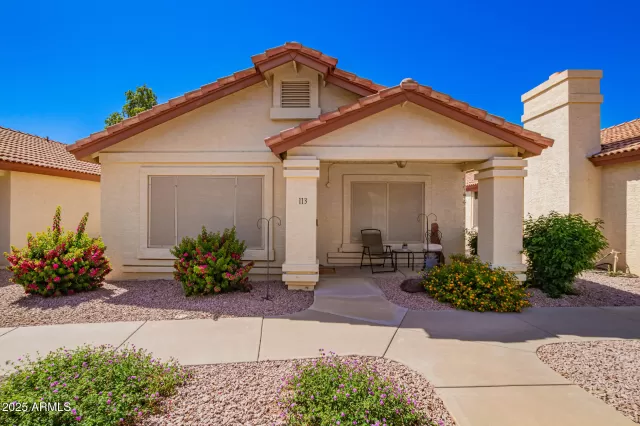 MLS: 6869628 Condo For Sale