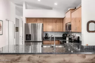 Photo #3: 6869628 Listing 