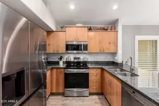 Photo #5: 6869628 Listing 