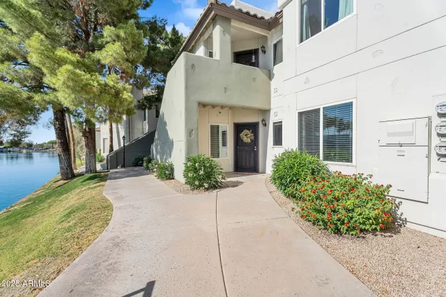 MLS: 6869740 Condo For Sale