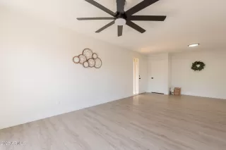 Photo #5: 6869784 Listing 