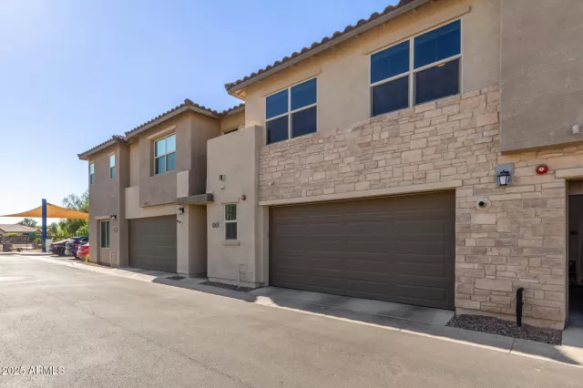 MLS: 6870239 Condo For Sale