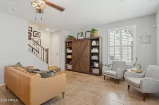 Photo #2: 6870384 Listing 