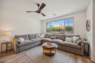 Photo #5: 6870727 Listing 