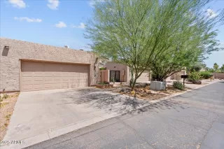 More Details about MLS # 6870778 : 2313 S GRANDVIEW AVENUE