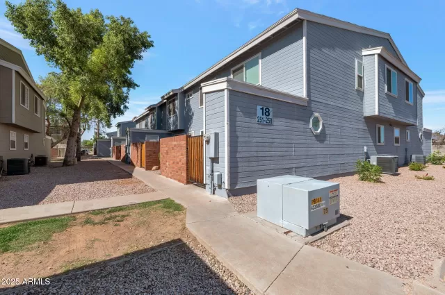 MLS: 6870971 Condo For Sale