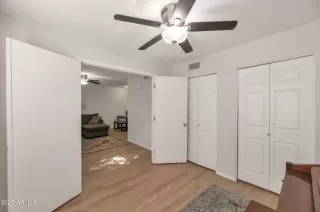 Photo #3: 6870971 Listing