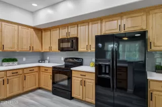 Photo #5: 6871525 Listing 