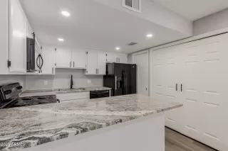 Photo #4: 6871554 Listing