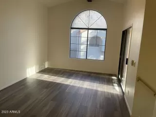 Photo #3: 6871748 Listing 