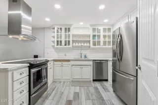 Photo #4: 6871890 Listing 