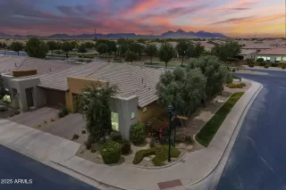 Photo #3: 6871939 Listing