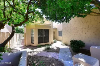 Photo #3: 6872187 Listing 