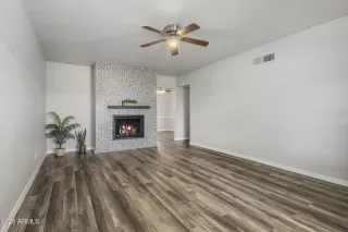 Photo #2: 6872240 Listing