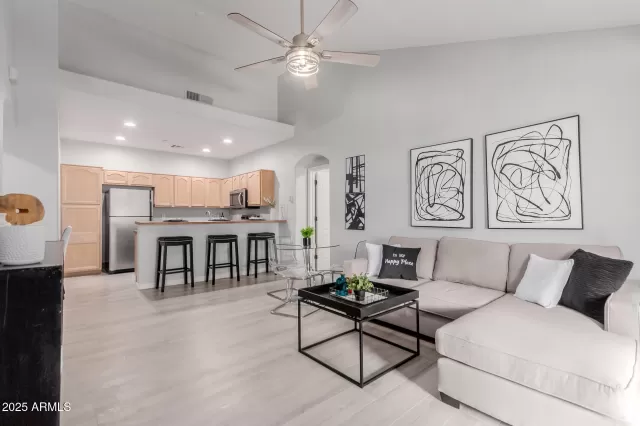 MLS: 6872252 Condo For Sale