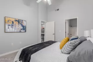 Photo #4: 6872252 Listing