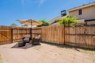 Photo #2: 6872433 Listing 