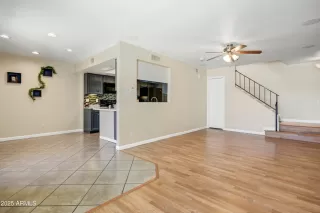 Photo #3: 6872587 Listing