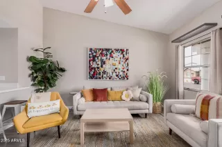 Photo #5: 6872640 Listing 