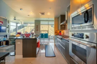 Photo #5: 6872662 Listing