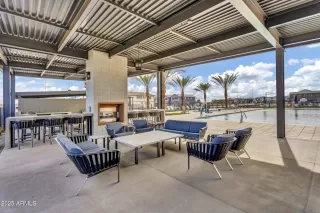 Photo #5: 6872703 Listing