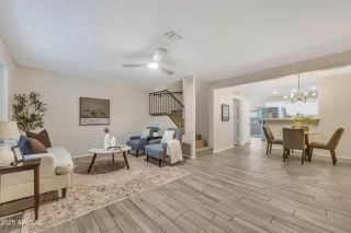 Photo #2: 6873399 Listing
