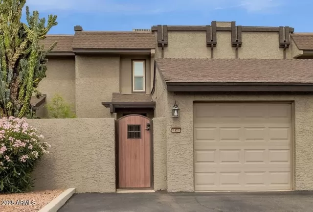 MLS: 6873556 Condo For Sale