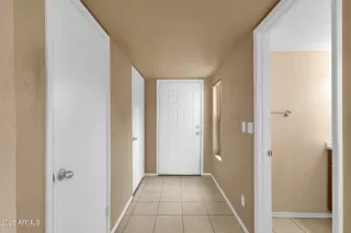 Photo #3: 6873556 Listing 