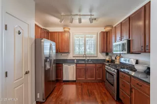 Photo #4: 6873650 Listing 