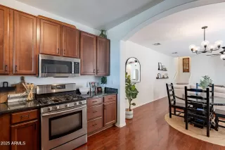 Photo #5: 6873650 Listing 