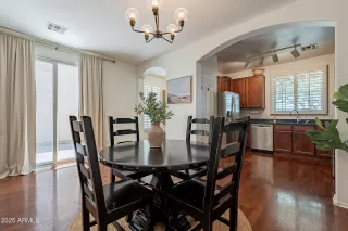 Photo #6: 6873650 Listing 