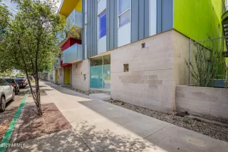 Photo #2: 6873661 Listing 