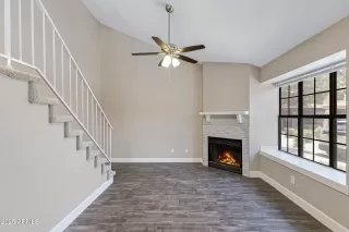 Photo #4: 6874194 Listing