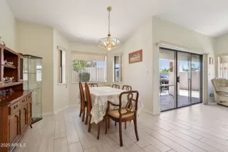 Photo #6: 6874354 Listing