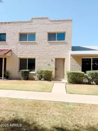 Photo #2: 6874371 Listing 
