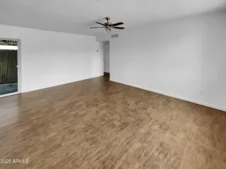 Photo #2: 6874381 Listing 